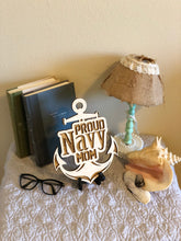 Proud Navy Mom Wall Hanging